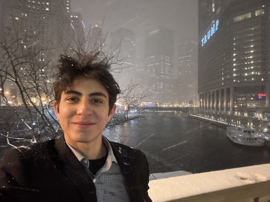 Portrait of Joaquin Parra in downtown Chicago